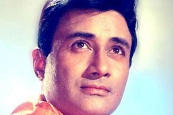 Dev Anand Biography – Childhood, Movies, Life Achievements & Age
